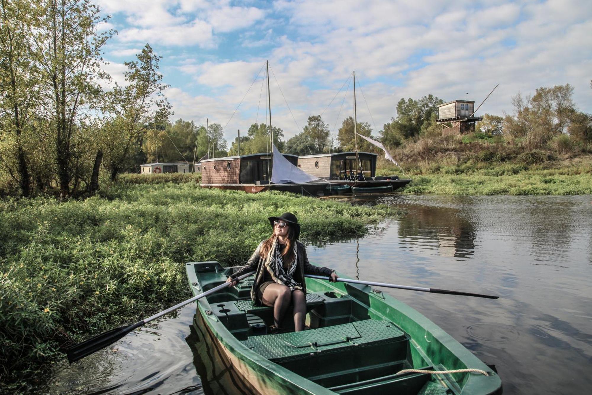 Village Toue Du Domaine Des Demoiselles Chassenard Bilik gambar